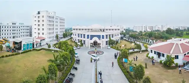 GLA University campus