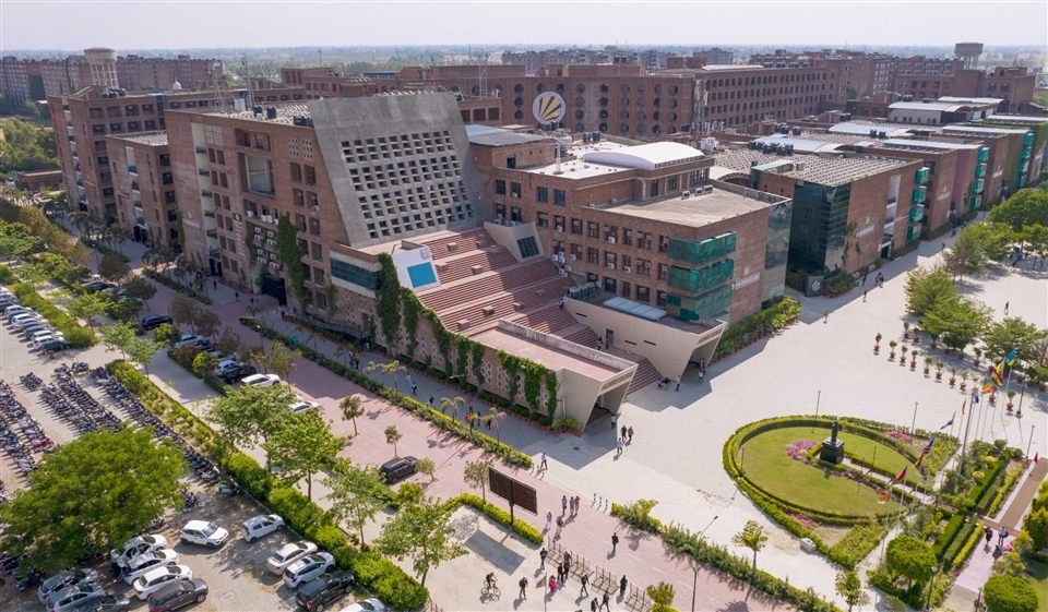 LPU Online campus
